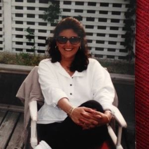 Meet your Posher, Toni